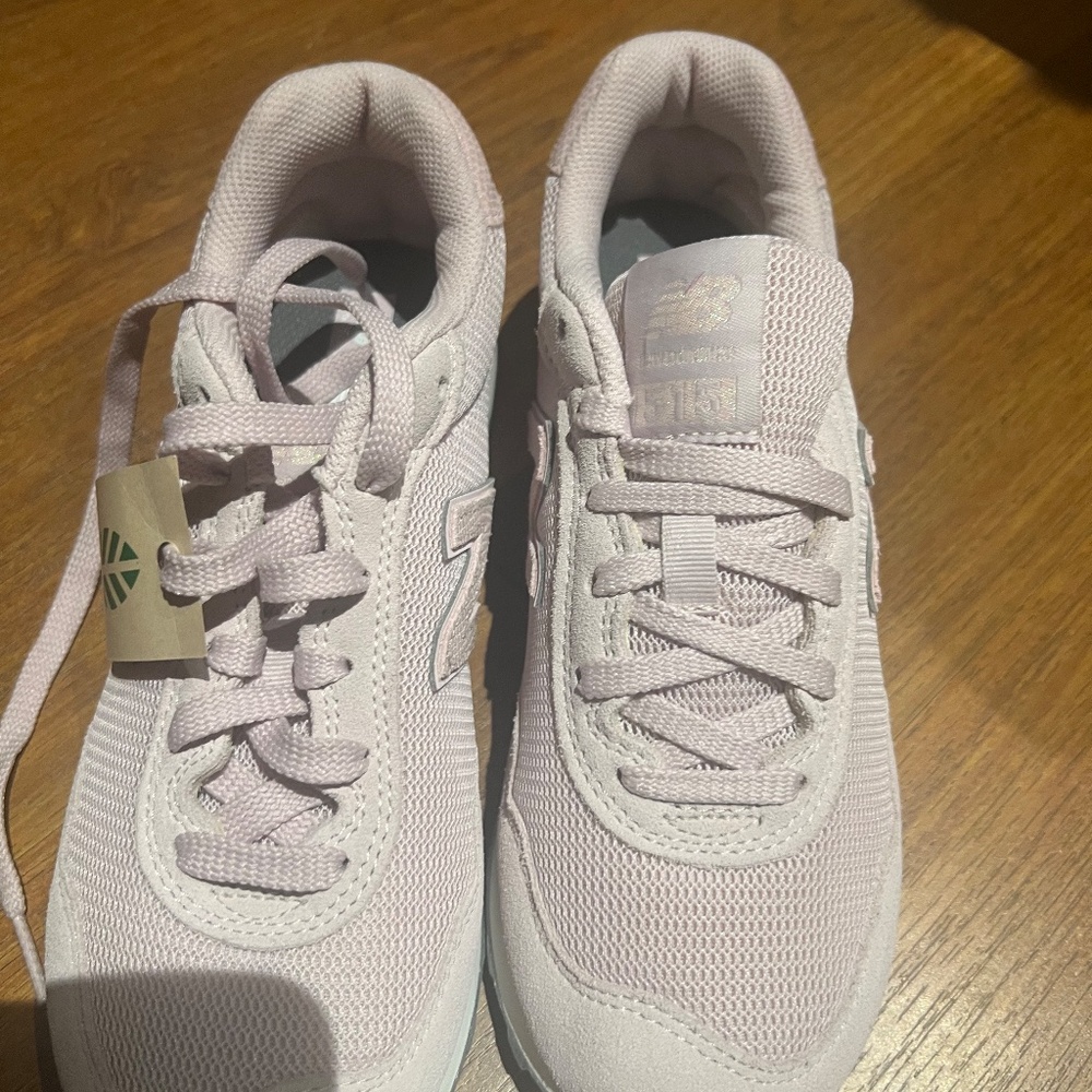 Shoes - Picture 2 of 5